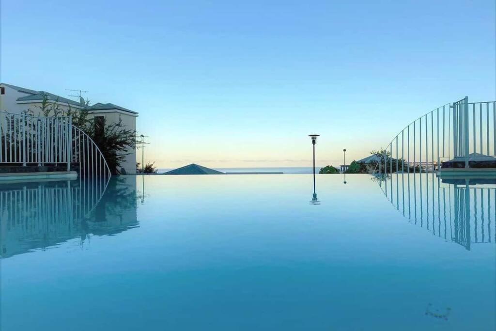 Beau T3 Litchi Vue Ocean Piscine Apartment Saint-Gilles Les Bains Exterior photo